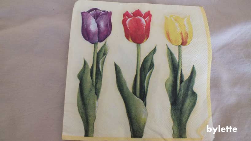 Serviette en papier tulipe